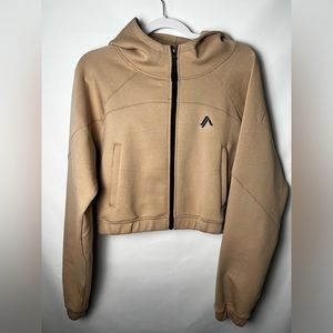 Alphalete ELMTS Crop Zip Jacket in a Carmel Beige Size L
